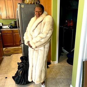 Fur coat. Beautiful full length fur